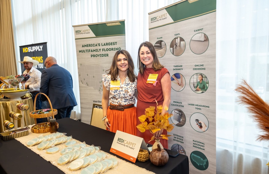 image of women interacting at a trade show